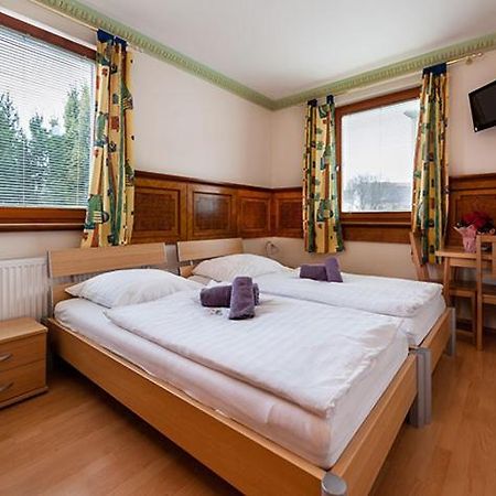 Hotel Waitz -Self Check In Unterwaltersdorf Экстерьер фото
